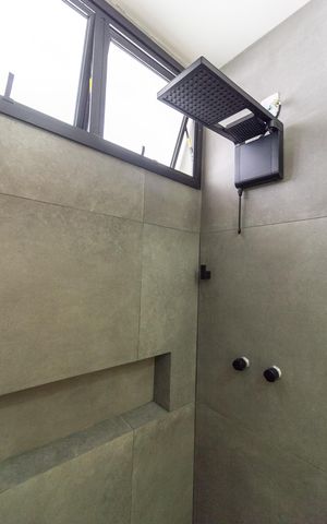 Casa à venda com 136m², 4 quartos e 2 vagas Casa à venda com 136m², 4 quartos e 2 vagasBanheiro Social