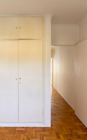 Casa à venda com 136m², 4 quartos e 2 vagas Casa à venda com 136m², 4 quartos e 2 vagasQuarto 1