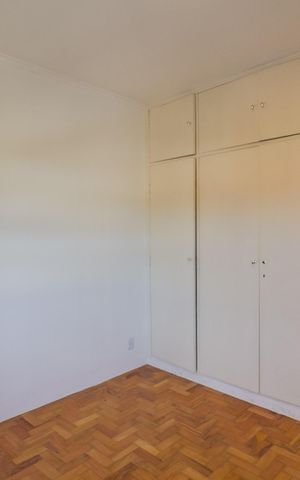 Casa à venda com 136m², 4 quartos e 2 vagas Casa à venda com 136m², 4 quartos e 2 vagasQuarto 1