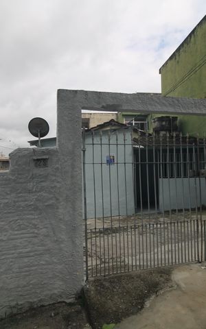 Casa para alugar com 50m², 1 quarto e 2 vagasFachada