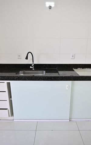 Casa à venda com 180m², 3 quartos e 3 vagas Casa à venda com 180m², 3 quartos e 3 vagasCozinha