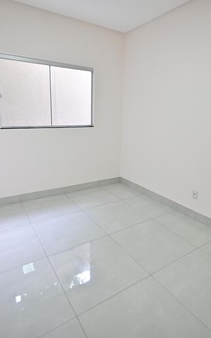 Casa à venda com 180m², 3 quartos e 3 vagas Casa à venda com 180m², 3 quartos e 3 vagasQuarto 2