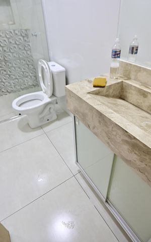 Casa à venda com 180m², 3 quartos e 3 vagas Casa à venda com 180m², 3 quartos e 3 vagasBanheiro