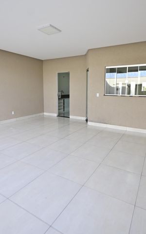 Casa à venda com 180m², 3 quartos e 3 vagas Casa à venda com 180m², 3 quartos e 3 vagasÁrea comum