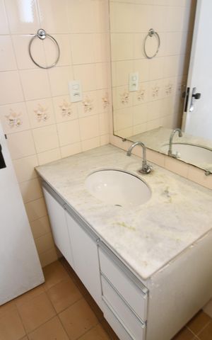 Apartamento à venda com 63m², 1 quarto e 1 vagaBanheiro