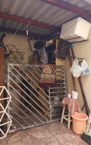 Casa à venda com 125m², 2 quartos e 1 vagaQuintal