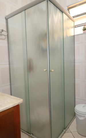 Casa à venda com 125m², 2 quartos e 1 vagaBanheiro 