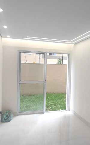 Apartamento à venda com 58m², 2 quartos e 1 vaga Apartamento à venda com 58m², 2 quartos e 1 vagaSala