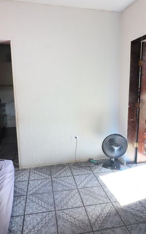 Casa à venda com 220m², 5 quartos e 5 vagasSala