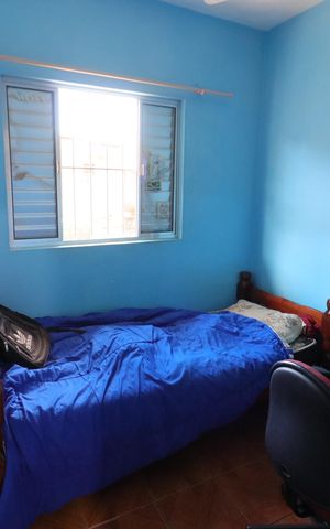 Casa à venda com 220m², 5 quartos e 5 vagasQuarto 2
