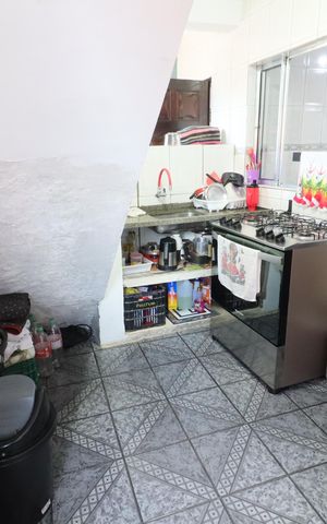 Casa à venda com 220m², 5 quartos e 5 vagasCozinha e Área de Serviço 1