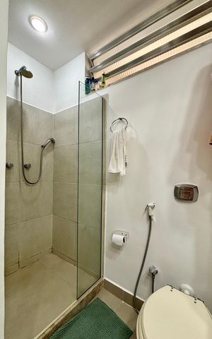 Apartamento à venda com 150m², 3 quartos e sem vaga Apartamento à venda com 150m², 3 quartos e sem vagaBanheiro social