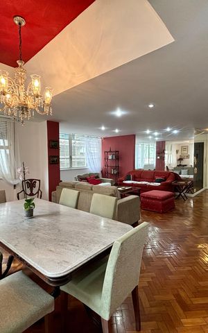 Apartamento à venda com 150m², 3 quartos e sem vaga Apartamento à venda com 150m², 3 quartos e sem vagaSala