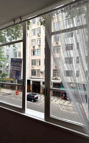 Apartamento à venda com 150m², 3 quartos e sem vaga Apartamento à venda com 150m², 3 quartos e sem vagaPlaca