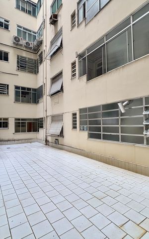 Apartamento à venda com 150m², 3 quartos e sem vaga Apartamento à venda com 150m², 3 quartos e sem vagaÁrea de serviço - vista