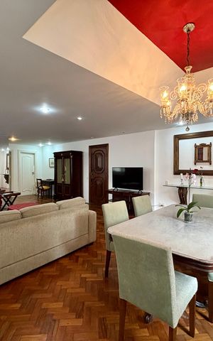 Apartamento à venda com 150m², 3 quartos e sem vaga Apartamento à venda com 150m², 3 quartos e sem vagaSala