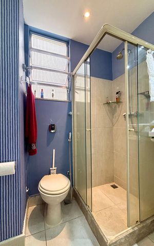 Apartamento à venda com 150m², 3 quartos e sem vaga Apartamento à venda com 150m², 3 quartos e sem vagaSuíte - banheiro