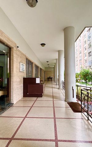 Apartamento à venda com 150m², 3 quartos e sem vaga Apartamento à venda com 150m², 3 quartos e sem vagaPortaria