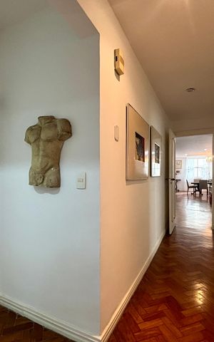 Apartamento à venda com 150m², 3 quartos e sem vaga Apartamento à venda com 150m², 3 quartos e sem vagaCorredor