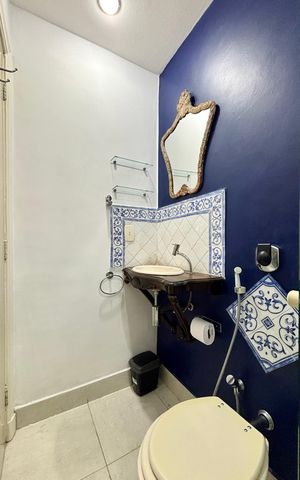 Apartamento à venda com 150m², 3 quartos e sem vaga Apartamento à venda com 150m², 3 quartos e sem vagaLavabo
