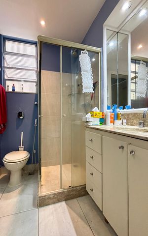 Apartamento à venda com 150m², 3 quartos e sem vaga Apartamento à venda com 150m², 3 quartos e sem vagaSuíte - banheiro