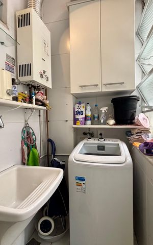 Apartamento à venda com 150m², 3 quartos e sem vaga Apartamento à venda com 150m², 3 quartos e sem vagaÁrea de serviço