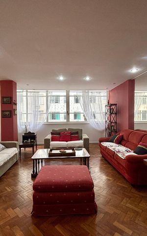Apartamento à venda com 150m², 3 quartos e sem vaga Apartamento à venda com 150m², 3 quartos e sem vagaSala