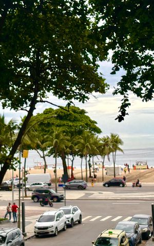 Apartamento à venda com 150m², 3 quartos e sem vaga Apartamento à venda com 150m², 3 quartos e sem vagaSala - vista para a praia