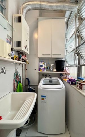 Apartamento à venda com 150m², 3 quartos e sem vaga Apartamento à venda com 150m², 3 quartos e sem vagaÁrea de serviço