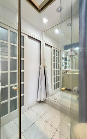 Apartamento à venda com 150m², 3 quartos e sem vaga Apartamento à venda com 150m², 3 quartos e sem vagaSuíte - banheiro