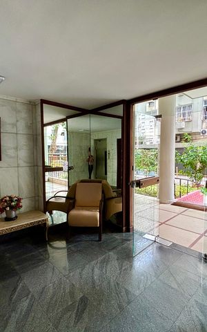 Apartamento à venda com 150m², 3 quartos e sem vaga Apartamento à venda com 150m², 3 quartos e sem vagaPortaria