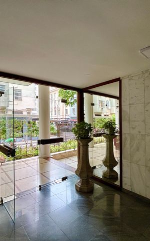 Apartamento à venda com 150m², 3 quartos e sem vaga Apartamento à venda com 150m², 3 quartos e sem vagaPortaria