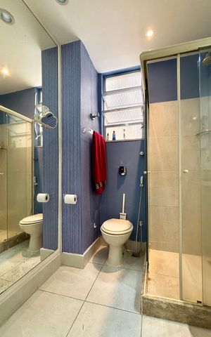 Apartamento à venda com 150m², 3 quartos e sem vaga Apartamento à venda com 150m², 3 quartos e sem vagaSuíte - banheiro