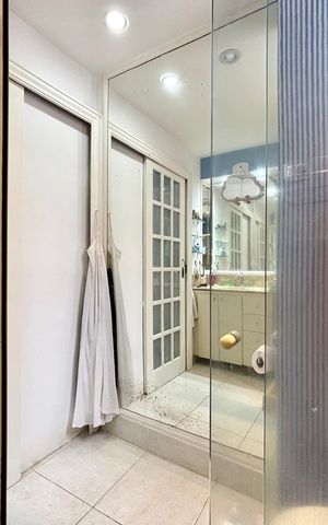 Apartamento à venda com 150m², 3 quartos e sem vaga Apartamento à venda com 150m², 3 quartos e sem vagaSuíte - banheiro