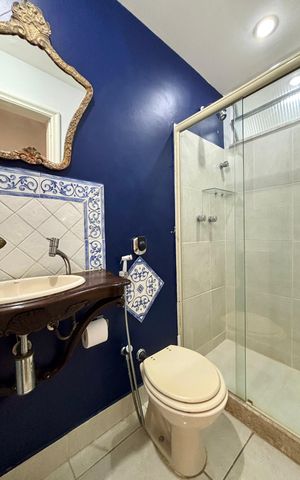 Apartamento à venda com 150m², 3 quartos e sem vaga Apartamento à venda com 150m², 3 quartos e sem vagaLavabo