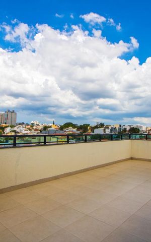 Apartamento à venda com 250m², 3 quartos e 3 vagas Apartamento à venda com 250m², 3 quartos e 3 vagasÁrea externa