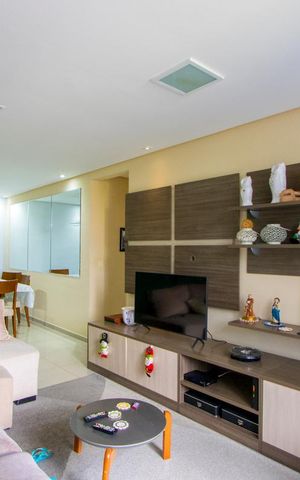 Apartamento à venda com 250m², 3 quartos e 3 vagas Apartamento à venda com 250m², 3 quartos e 3 vagasSala