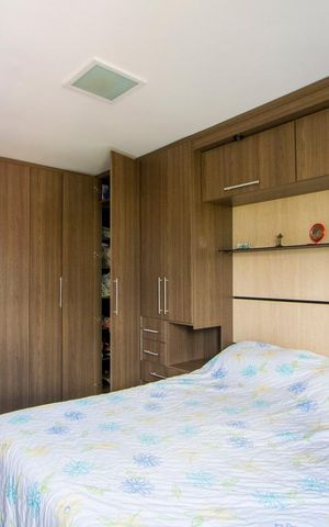 Apartamento à venda com 250m², 3 quartos e 3 vagas Apartamento à venda com 250m², 3 quartos e 3 vagasQuarto 1 - Suíte