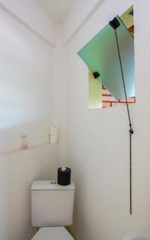 Apartamento à venda com 250m², 3 quartos e 3 vagas Apartamento à venda com 250m², 3 quartos e 3 vagasLavabo do espaço gourmet