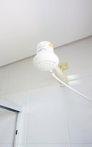 Apartamento à venda com 250m², 3 quartos e 3 vagas Apartamento à venda com 250m², 3 quartos e 3 vagasBanheiro social