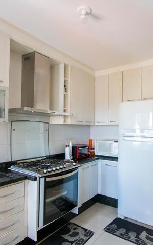 Apartamento à venda com 250m², 3 quartos e 3 vagas Apartamento à venda com 250m², 3 quartos e 3 vagasCozinha