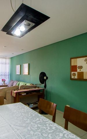 Apartamento à venda com 250m², 3 quartos e 3 vagas Apartamento à venda com 250m², 3 quartos e 3 vagasSala