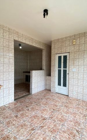Apartamento à venda com 72m², 3 quartos e 1 vaga Apartamento à venda com 72m², 3 quartos e 1 vagaÁrea de Serviço