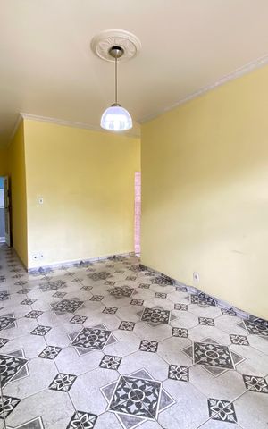 Apartamento à venda com 72m², 3 quartos e 1 vaga Apartamento à venda com 72m², 3 quartos e 1 vagaSala