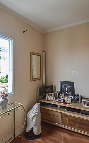 Apartamento à venda com 70m², 3 quartos e 2 vagas Apartamento à venda com 70m², 3 quartos e 2 vagasQuarto 2