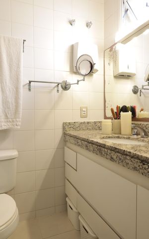 Apartamento para alugar com 127m², 4 quartos e 2 vagasBanheiro da Suíte 2