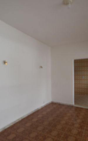 Casa à venda com 100m², 2 quartos e 1 vagaSala
