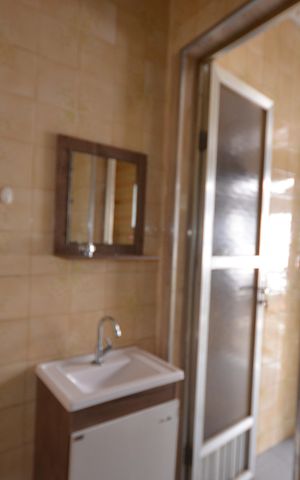 Casa à venda com 100m², 2 quartos e 1 vagaBanheiro Social