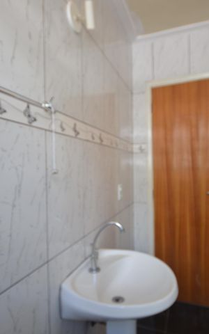 Casa à venda com 100m², 2 quartos e 1 vagaBanheiro da Suíte