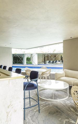 Apartamento à venda com 149m², 3 quartos e 2 vagas Apartamento à venda com 149m², 3 quartos e 2 vagasÁrea comum - Piscina